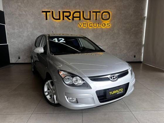 HYUNDAI I30 2.0 MPI 16V GASOLINA 4P MANUAL
